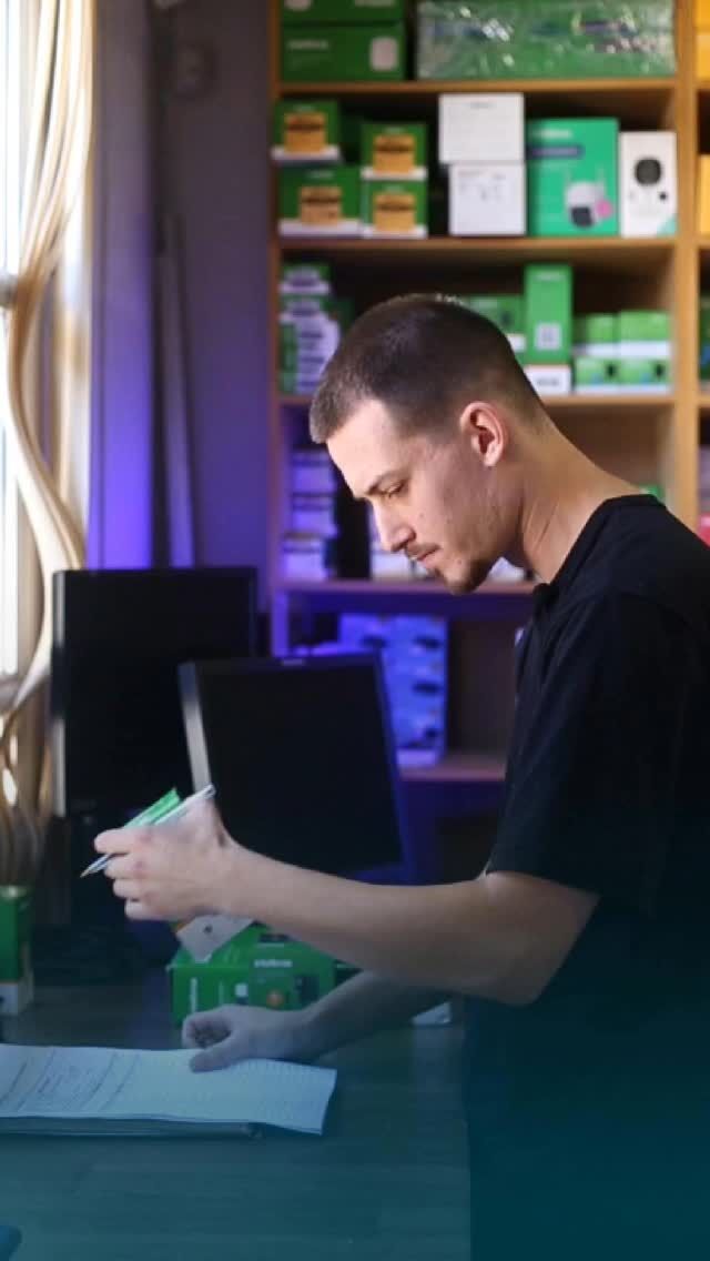 🔒 Por trás de cada câmera, existe um propósito: proteger.

Na Adoro Monitoramento, cada detalhe importa. Do atendimento ao cliente ao suporte técnico, nosso time atua todos os dias com um único foco: garantir segurança com inteligência, agilidade e proximidade.

📡 Monitoramento 24h

🛠️ Suporte técnico especializado
 
👥 Profissionais atentos, comprometidos com você

Mais do que tecnologia, a Adoro entrega cuidado.

Porque segurança de verdade é feita de pessoas que se importam.

#AdoroMonitoramento #SegurançaComPropósito #TecnologiaQueProtege